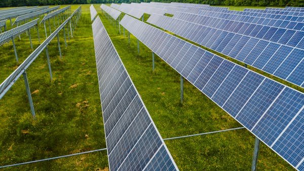 Panneau solaire photovoltaïque : rénover pour économiser